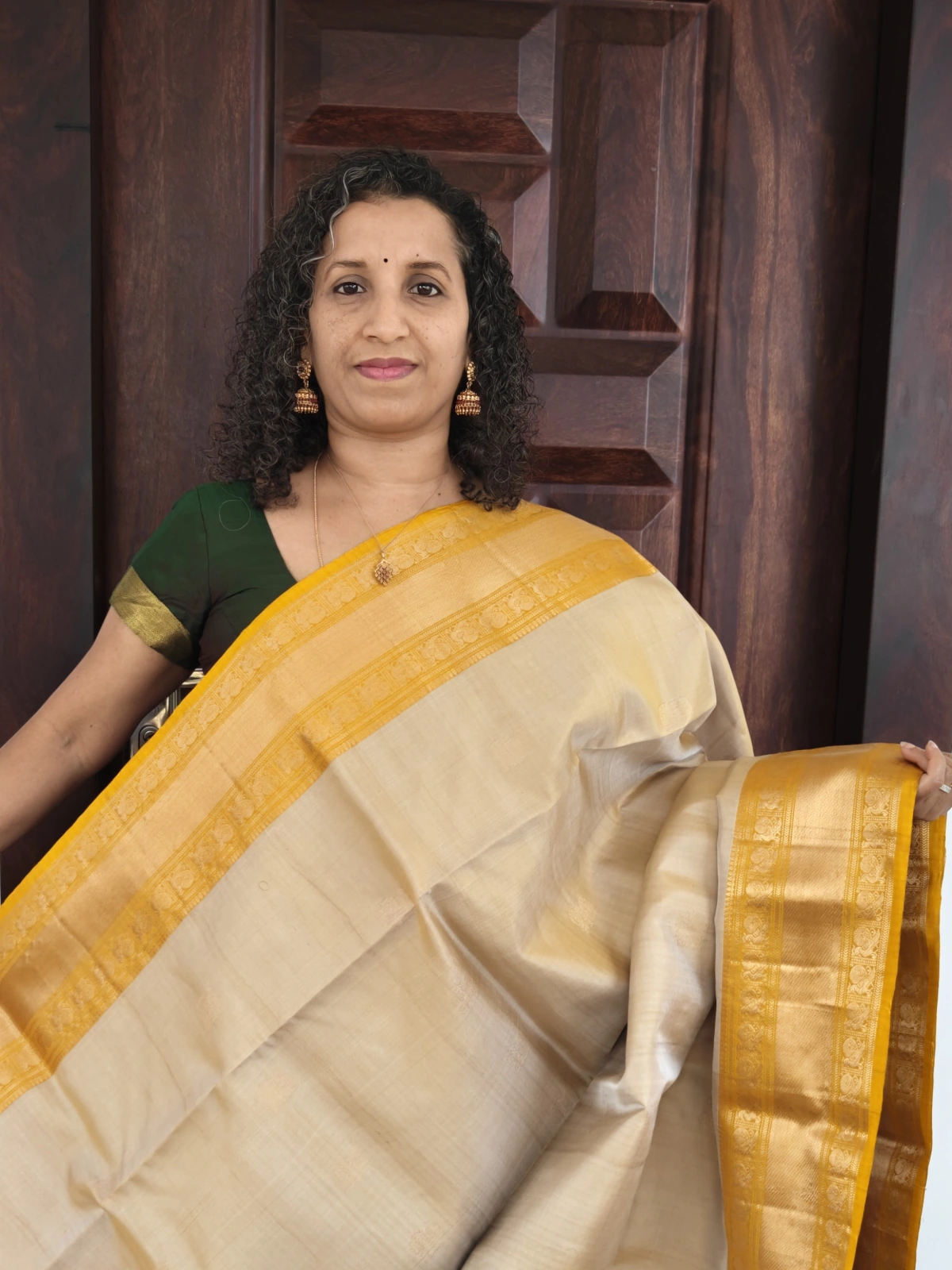 Cream And Mustard Pure Kanchipuram Soft Silk Pks032 1